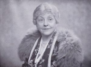 Fru Laura Henderson, ejer af Windmill Theatre, Piccadilly, London (foto)