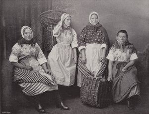 Newhaven Fishwives af English Photographer