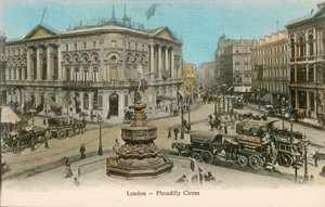 Piccadilly Circus, London af English Photographer