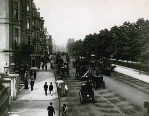 Piccadilly, London af English Photographer