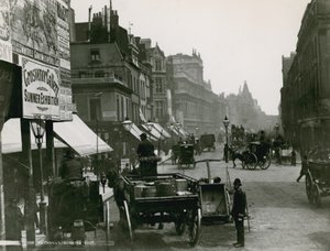 Piccadilly, London, kigger mod øst af English Photographer