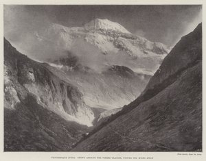 Malerisk Indien, Sne omkring Pindri-gletsjeren, set Ti Miles væk af English Photographer