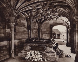 Port Sunlight: Tombs of the founder, William Hesketh Lever, and his wifedani af English Photographer