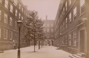 Postkort med pumpebane i Middle Temple af English Photographer