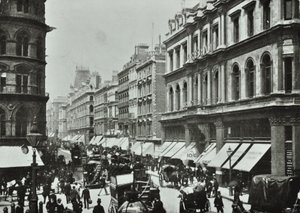 Fjerkræ, der ser mod vest til Cheapside, City of London, 1890 af English Photographer