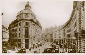 Regent Street, London af English Photographer