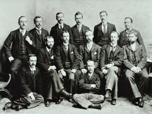 Rosendale Road School: gruppe af lærere, 1897 af English Photographer
