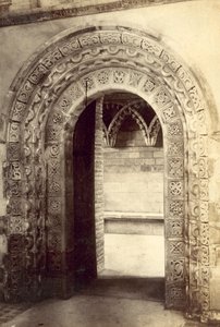 St Albans Abbey, Norman Door (s/h-billede) af English Photographer