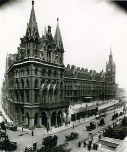 St Pancras Railway Station; fotografi fra april 1899 af English Photographer