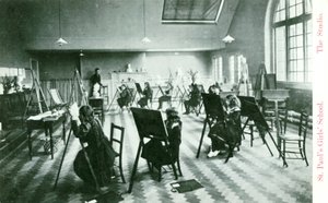 St Pauls Pigeskole, Studiet af English Photographer