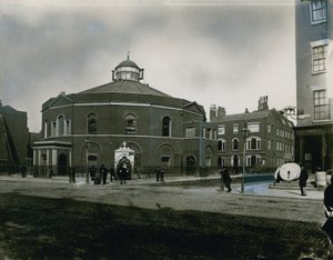 Surrey Chapel, Blackfriars Road, Southwark (Rowland Hills Chapel) af English Photographer