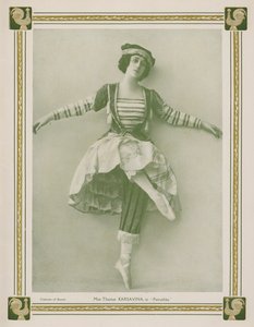 Tamara Karsavina, russisk prima ballerina, i en Ballets Russes-produktion af Igor Stravinskys ballet Petrushka (s/h-foto) af English Photographer
