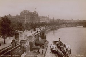 Thames Embankment fra Hungerford Bridge af English Photographer