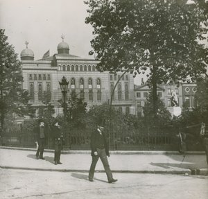 Alhambra, Leicester Square, London af English Photographer