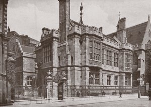 Astor Estate Office, Victoria Embankment af English Photographer