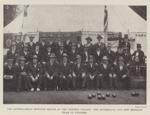 Den australske bowlingkamp på Crystal Palace, det australske og newzealandske hold i uniform af English Photographer