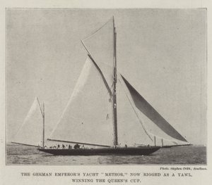 German Emperors Yacht Meteor, nu rigget som en Yawl, vinder Queens Cup af English Photographer