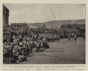The Last Batch of the 2nd Gordon Highlanders medrivende i Durban af English Photographer