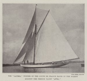 The Laurea, vinder af Coupe de France-løbene i Solent mod den franske yacht Anna af English Photographer