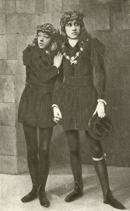 Miss Isa Bowman og Bessie Hatton som de unge prinser i Richard III (dybtryk) af English Photographer