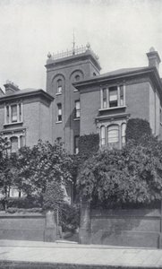 The Residence of Theodore Watts-Dunton og Algernon C Swinburne, The Pines, Putney (s/h-billede) af English Photographer
