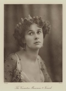Viscountess Massereene og Ferrard (s/h-foto) af English Photographer