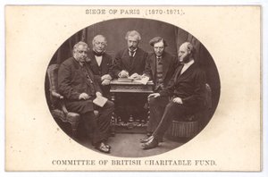 Komitéen for den britiske velgørende fond, der bistår de fattige under belejringen af Paris (1870-1871) (s/h foto) af English Photographer