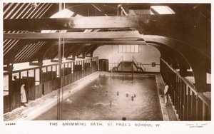 Svømmebadet på St Pauls School af English Photographer