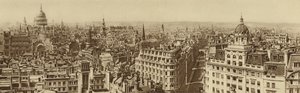 Udsigt over London til fra toppen af monumentet af English Photographer