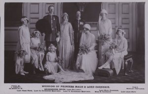 Bryllup af prinsesse Maud og Lord Carnegie (s/h foto) af English Photographer