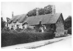 Anne Hathaways sommerhus af English School
