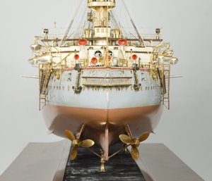 Builders model af japansk slagskib "Hatsuse", ca. 1890-99 af English School