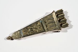 Etui med prydpile (sølv) af English School