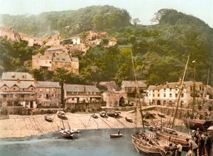 Clovelly Harbor (håndfarvet foto) af English School