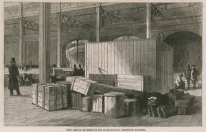 Første ankomst af varer til den internationale udstillingsbygning af English School