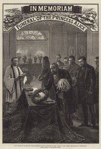 Begravelse af prinsesse Alice, prinsen af Wales og prins Leopold, der placerer kranse på kisten i familiemausoleet ved Rosenhohe (gravering) af English School