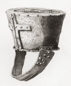 Hjelm, fra Castle Pomeroy, England, fra ca. 1100-tallet, fra The British Army: Its Origins, Progress and Equipment, udgivet 1868. af English School