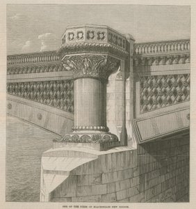 En af molerne på Blackfriars nye bro af English School