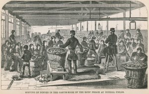 Servering af middag i Oakum Room af English School