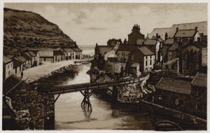Staithes (litho) af English School