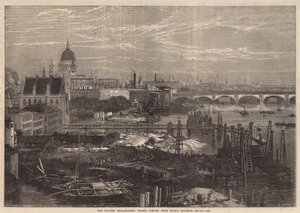 The Thames Embankment fungerer, set fra Kings College af English School