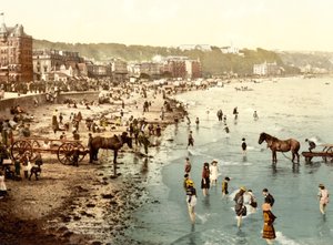 Stranden, Douglas (håndfarvet foto) af English School
