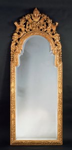 William og Mary moleglas (forgyldt gesso) af English School