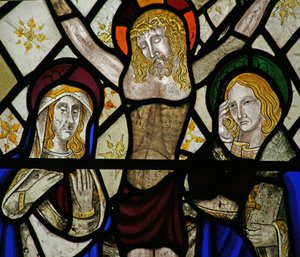 Fenster Sa mit Darstellung der Kreuzigung