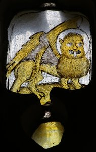 Vindue n2, der viser et evangelisk symbol: løven fra St. Mark af English School