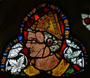 Vindue s-2, der forestiller St. Cuthbert af English School