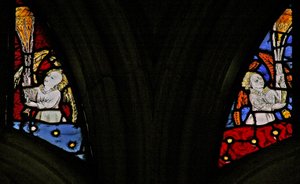 Vindue s1, der viser engle - censering af English School