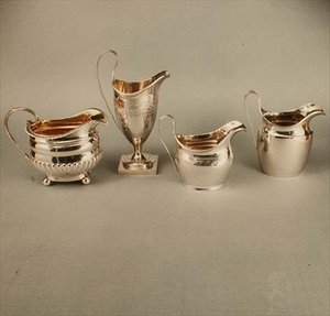 Samling af flødekander, alle fra Georg III-perioden (1760-1820) (sølv) af English School English School