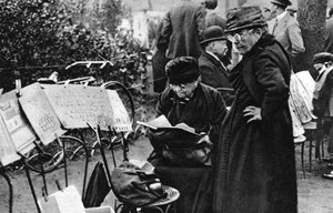 Frimærkesælgere på Champs Elysees, Paris, 1931. af Ernest Flammarion