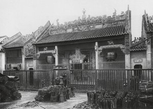 Pinglofu, Kuangsi, byen Pinglo ved Kuei-floden, Canton Club (s/h-foto) af Ernst Boerschmann